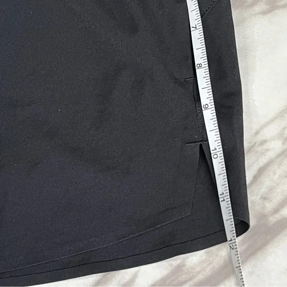 Athleta Black Crossroads High Rise Featherweight Athletic Shorts Women’s Size XS - Picture 8 of 11